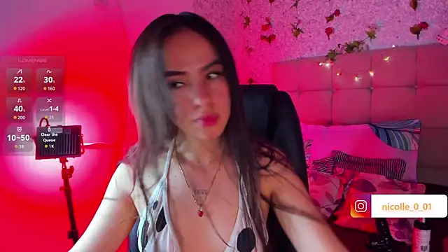 amelia ferrerx online show from November 2025 03:32:02 AM