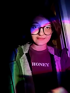 A Skyy online show from February 2026 11:05:02 PM