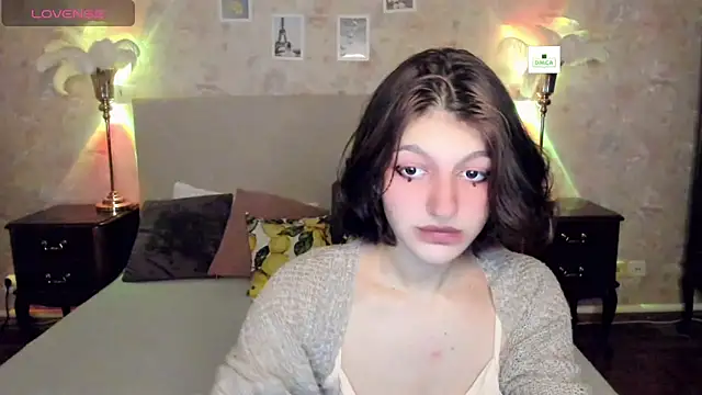 A Skyy online show from November 2025 08:34:02 PM