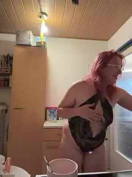 Onlymiasophie online show from November 2025 06:07:02 PM