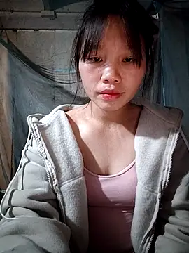 Snapshot of linh-miu99 chatting on December 2025 05:02:02 AM linh-miu99 online show from December 2025 05:02:02 AM