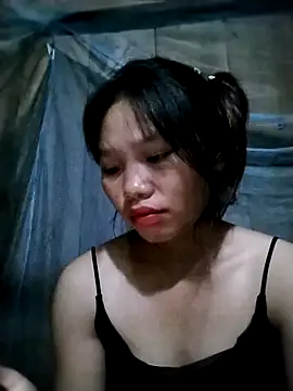 linh-miu99 online show from October 2025 02:06:01 PM