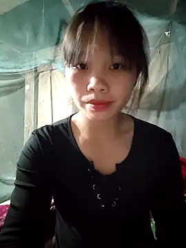 Snapshot of linh-miu99 chatting on November 2025 01:43:01 PM linh-miu99 online show from November 2025 01:43:01 PM