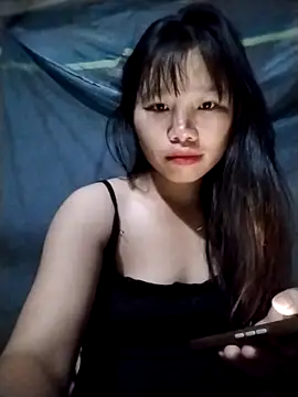 Snapshot of linh-miu99 chatting on October 2025 03:33:01 PM linh-miu99 online show from October 2025 03:33:01 PM