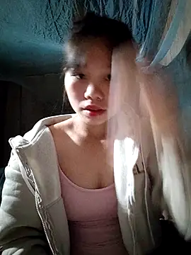 Snapshot of linh-miu99 chatting on December 2025 06:53:01 PM linh-miu99 online show from December 2025 06:53:01 PM