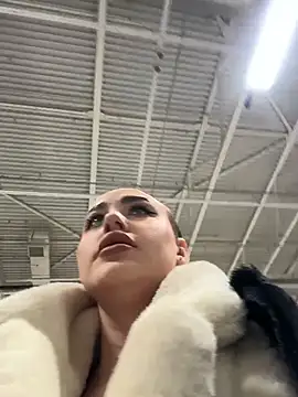 KiraSunshine online show from November 2025 04:13:01 AM