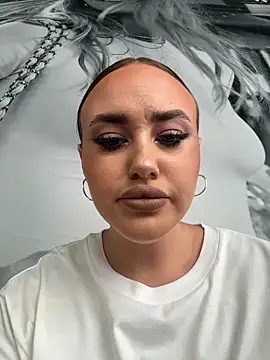 KiraSunshine online show from February 2026 06:14:01 AM