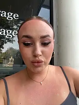 KiraSunshine online show from February 2026 06:02:02 AM