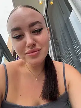 KiraSunshine online show from March 2026 04:13:01 AM