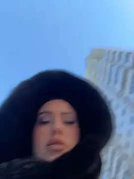 KiraSunshine online show from January 2026 03:57:02 AM