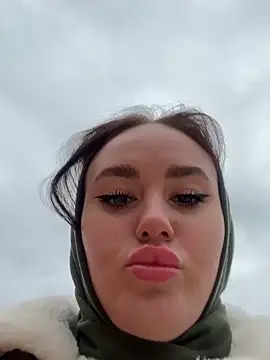 KiraSunshine online show from October 2025 03:49:01 AM