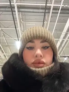 KiraSunshine online show from December 2025 04:02:02 AM