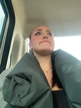 KiraSunshine online show from April 2026 04:29:02 AM