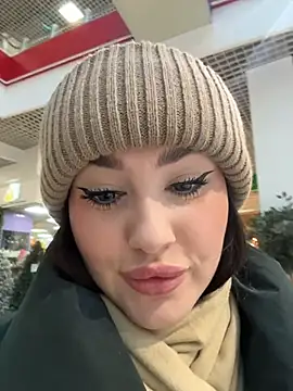 KiraSunshine online show from November 2025 04:12:01 AM