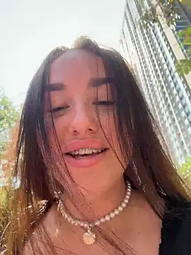 KiraSunshine online show from March 2026 03:00:01 AM