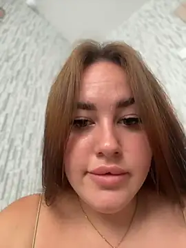 KiraSunshine online show from June 2026 03:45:02 AM