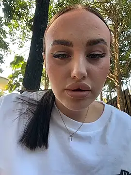 KiraSunshine online show from February 2026 03:49:02 AM