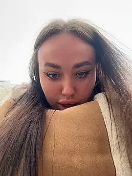 KiraSunshine online show from March 2026 03:18:01 AM