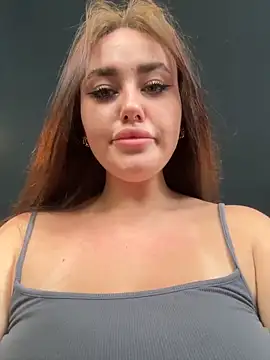 KiraSunshine online show from February 2026 04:45:02 AM