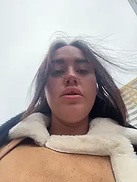 KiraSunshine online show from April 2026 04:41:02 AM