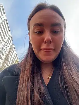 KiraSunshine online show from April 2026 06:09:01 AM