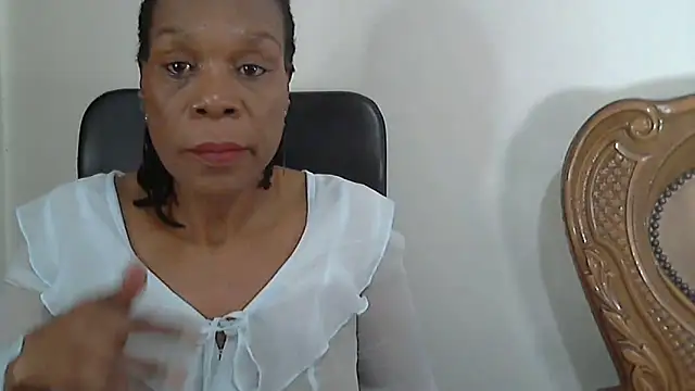 Hotcougar online show from March 2026 06:18:02 AM