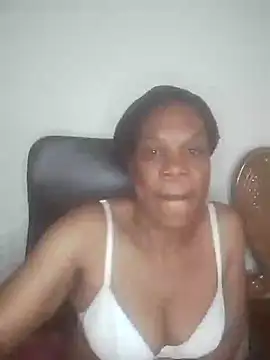 Hotcougar online show from November 2025 08:17:01 AM