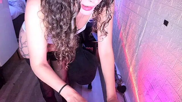 MartesBratty online show from February 2026 09:56:02 PM