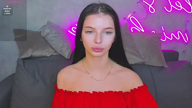 Eva Mayers online show from November 2025 01:20:02 AM