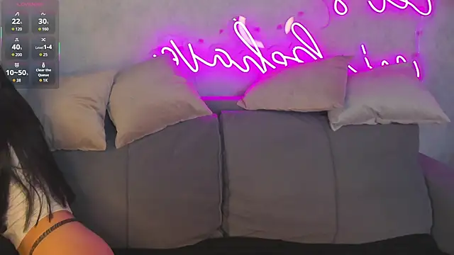 Eva Mayers online show from November 2025 12:33:02 AM