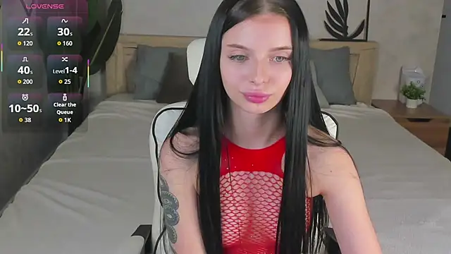 Eva Mayers online show from December 2025 08:24:01 AM