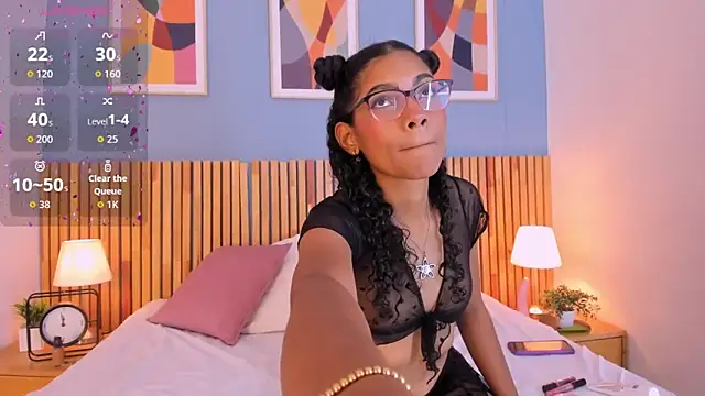 Snapshot of AuroraPinkk chatting on December 2025 01:49:01 PM AuroraPinkk online show from December 2025 01:49:01 PM