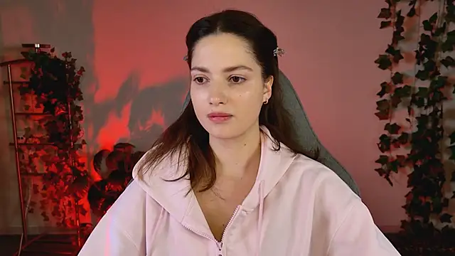 KiraVair online show from March 2026 02:11:01 PM