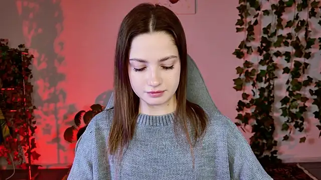 KiraVair online show from March 2026 12:23:01 PM