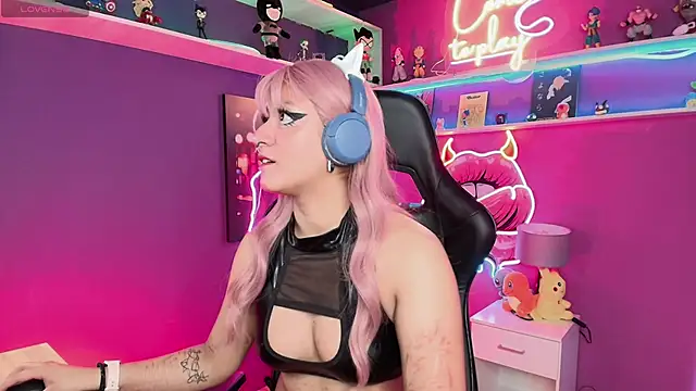 LuanEter online show from February 2026 01:22:01 PM