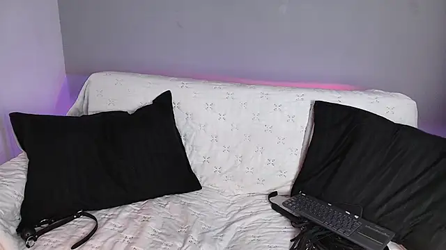 Navier   online show from January 2026 09:41:01 PM