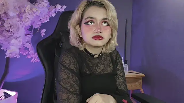 Navier   online show from October 2025 01:00:01 PM