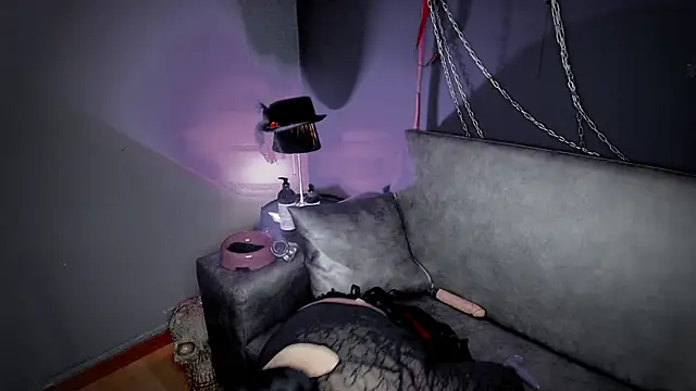 Navier   online show from December 2025 09:06:02 PM