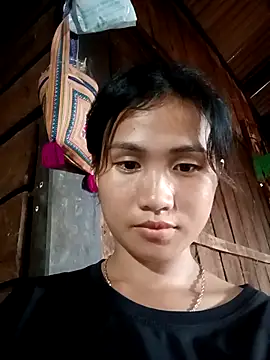 huhu-lele online show from October 2025 02:35:01 AM