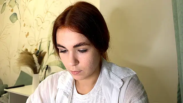 LunaAfrodita online show from October 2025 06:41:02 PM