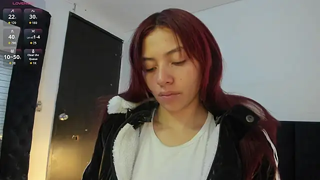 melanie roux   online show from April 2026 12:20:01 PM