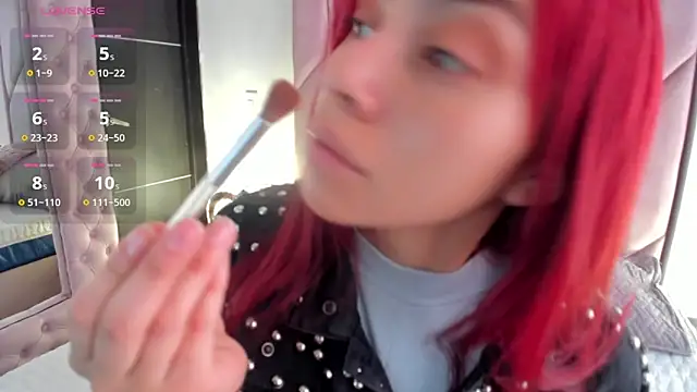 Snapshot of melanie_roux__ chatting on November 2025 11:57:01 AM melanie roux online show from November 2025 11:57:01 AM