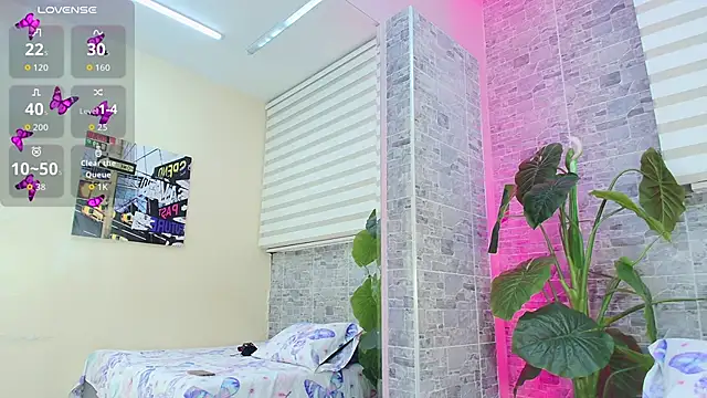 MiaCassel online show from February 2026 12:38:02 PM