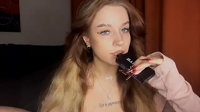 Snapshot of Babymoney_2007 chatting on October 2025 08:42:01 PM Babymoney 2007 online show from October 2025 08:42:01 PM