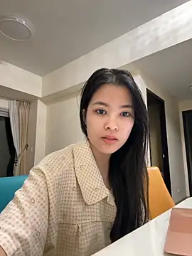 Minhee22 online show from October 2025 04:39:01 PM