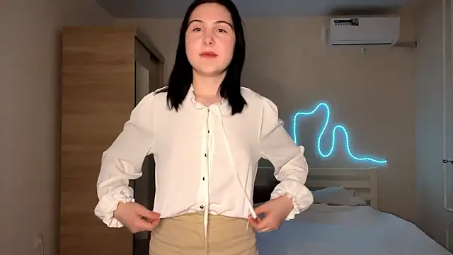 MyraLitterers online show from March 2026 04:14:02 PM