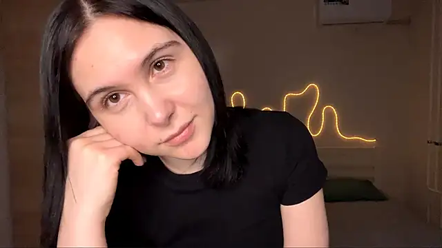 MyraLitterers online show from February 2026 04:38:01 PM