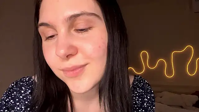 MyraLitterers online show from March 2026 03:53:02 PM