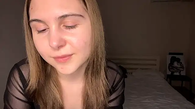 MyraLitterers online show from December 2025 03:26:01 PM