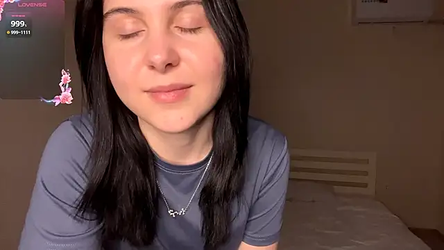 MyraLitterers online show from January 2026 04:46:02 PM